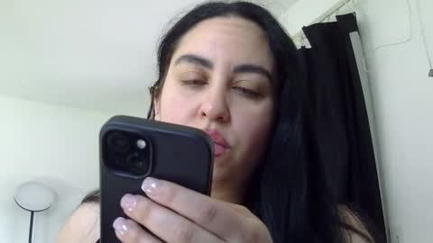 Snapshot of heatwavee chatting on 03.11.26 heatwavee online show from 03.11.26