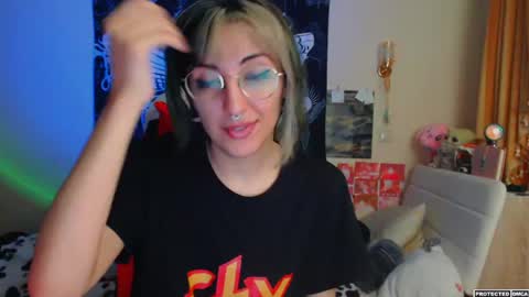 Snapshot of heavenlycreature chatting on 04.01.26 Diana online show from 04.01.26