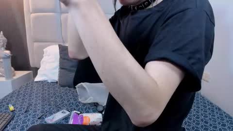 Keira Hecate online show from 02.13.25