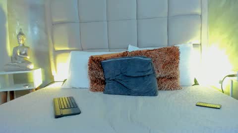 Keira Hecate online show from 02.03.26