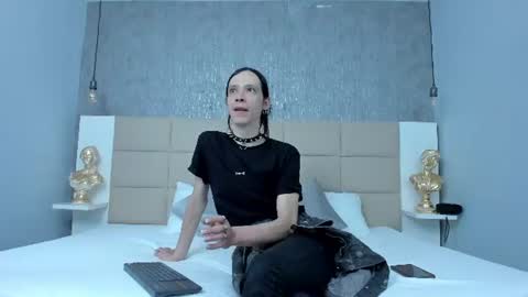 Keira Hecate online show from 06.20.26