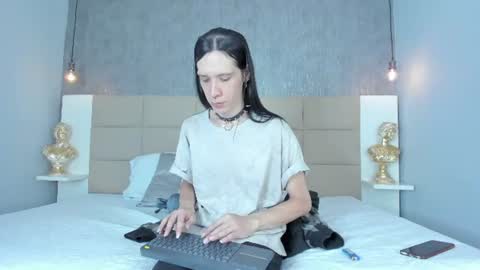 Keira Hecate online show from 07.08.26