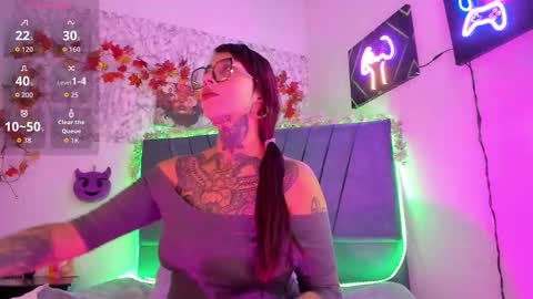 Hecate Queen online show from 10.27.25