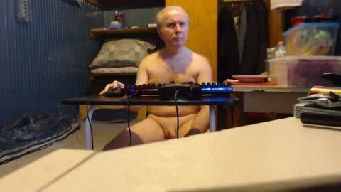 Snapshot of hedonista67 chatting on 02.04.25 hedonista67 online show from 02.04.25