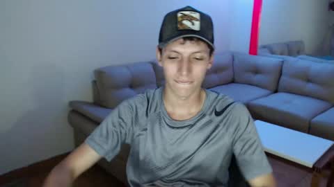 Snapshot of hefesto_69 chatting on 02.26.25 hefesto_69 online show from 02.26.25