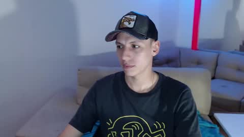 Snapshot of hefesto_69 chatting on 03.05.25 hefesto_69 online show from 03.05.25