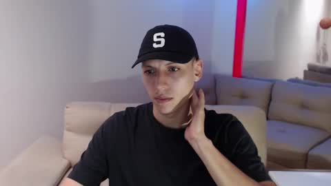 Snapshot of hefesto_69 chatting on 03.06.25 hefesto_69 online show from 03.06.25