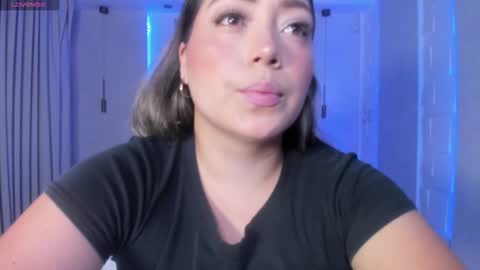 Snapshot of heidy_jhons chatting on 10.17.25 Heidy online show from 10.17.25