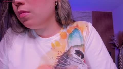 Snapshot of heidy_jhons chatting on 11.29.25 Heidy online show from 11.29.25