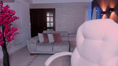 Heidy online show from 03.10.26