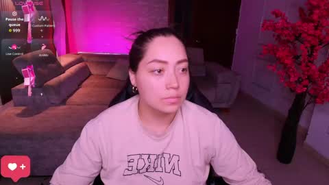Heidy online show from 04.25.26