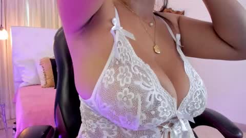              online show from 10.02.25