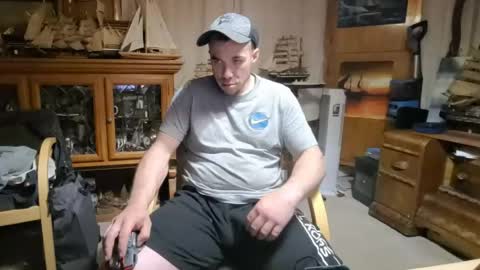 Snapshot of heisherrmann chatting on 04.20.26 xxScubaStevexx online show from 04.20.26