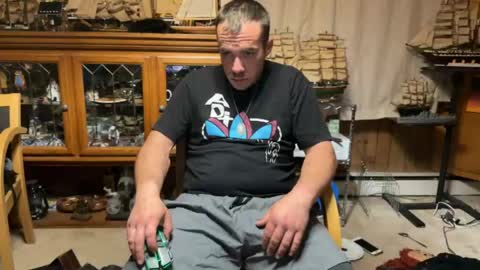 Snapshot of heisherrmann chatting on 05.10.26 xxScubaStevexx online show from 05.10.26
