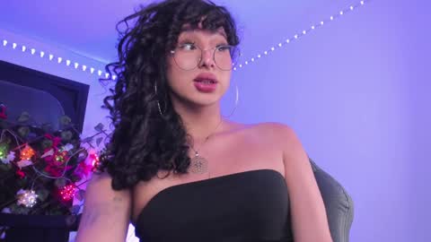 Snapshot of heka_prudence chatting on 12.21.24 Heka Prudence online show from 12.21.24