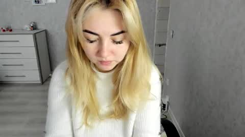 Snapshot of helen_angel_girl chatting on 02.04.26 Helen sven online show from 02.04.26