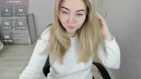 Snapshot of helen_angel_girl chatting on 02.09.26 Helen sven online show from 02.09.26