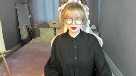 Helen Carson online show from 04.21.26