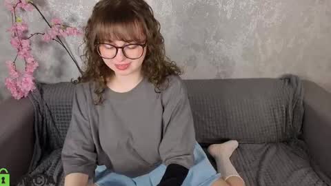 Helen Carson online show from 05.04.26