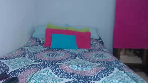 Snapshot of helen_lya chatting on 11.24.25 Helen online show from 11.24.25