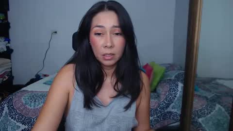 Snapshot of helen_lya chatting on 02.21.26 Helen online show from 02.21.26