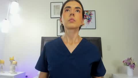 Snapshot of helen_mooree chatting on 06.17.26 Helen online show from 06.17.26