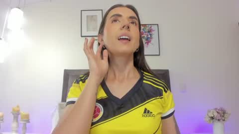 Helen  online show from 06.23.26