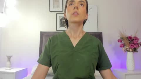 Helen  online show from 07.15.26