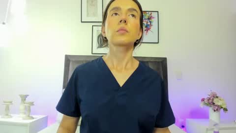 Helen  online show from 08.04.26