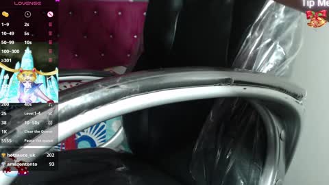 Helen online show from 12.30.24