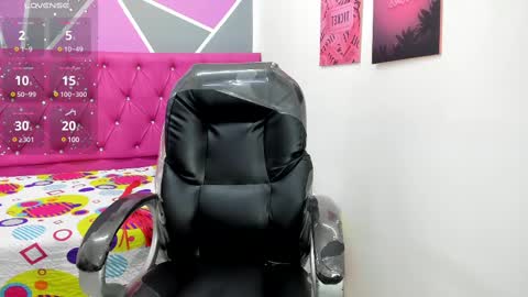 Helen online show from 02.20.25