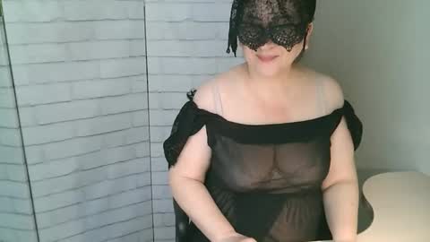 Helen online show from 05.05.26