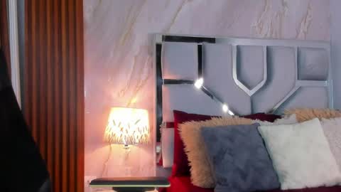 Helena Santos  online show from 06.05.26
