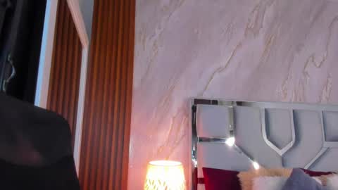 Helena Santos  online show from 06.11.26