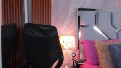 Helena Santos  online show from 06.17.26