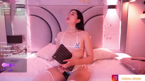 helena_whaite online show from 06.04.26