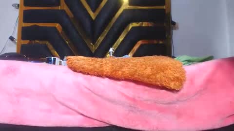 Snapshot of helenahotwet chatting on 03.08.26 helenahotwet online show from 03.08.26