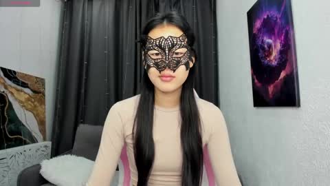 Hi I am Helen online show from 04.17.26