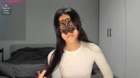 Snapshot of helenblazetrt chatting on 06.30.26 Hi I am Helen online show from 06.30.26