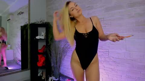 Helen online show from 05.24.26