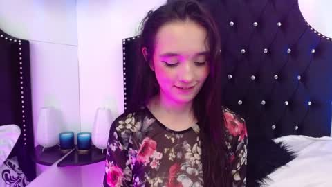 Helene online show from 01.03.25