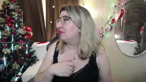 helenenigma online show from 01.20.25