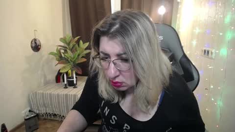 helenenigma online show from 01.29.25