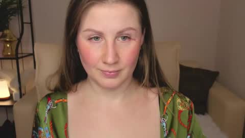 Helen online show from 04.28.26