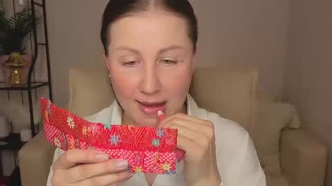 Helen online show from 07.19.26