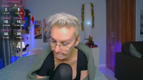 Helga online show from 12.20.24