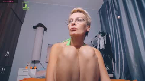 Helga online show from 10.07.25