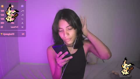 Helia Transfem and Amy online show from 01.21.25