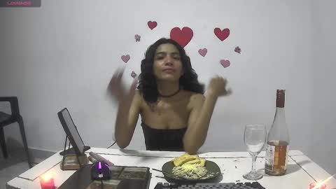 Helia Transfem and Amy online show from 02.15.25