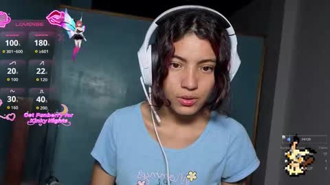 Helia Transfem and Amy online show from 10.25.25